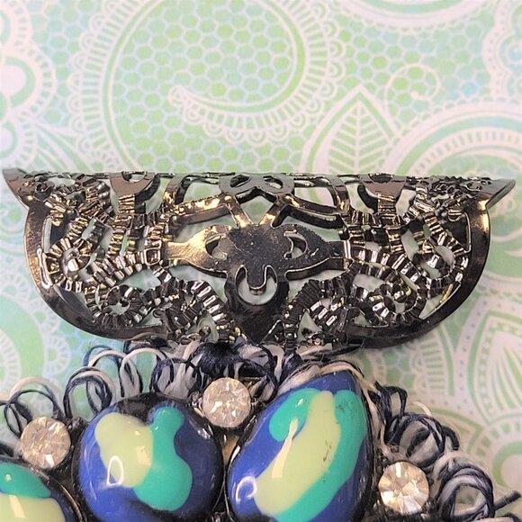 Blue Statement Pendant - Picture 10 of 11